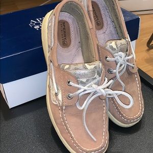 Spree eyes with cheetah